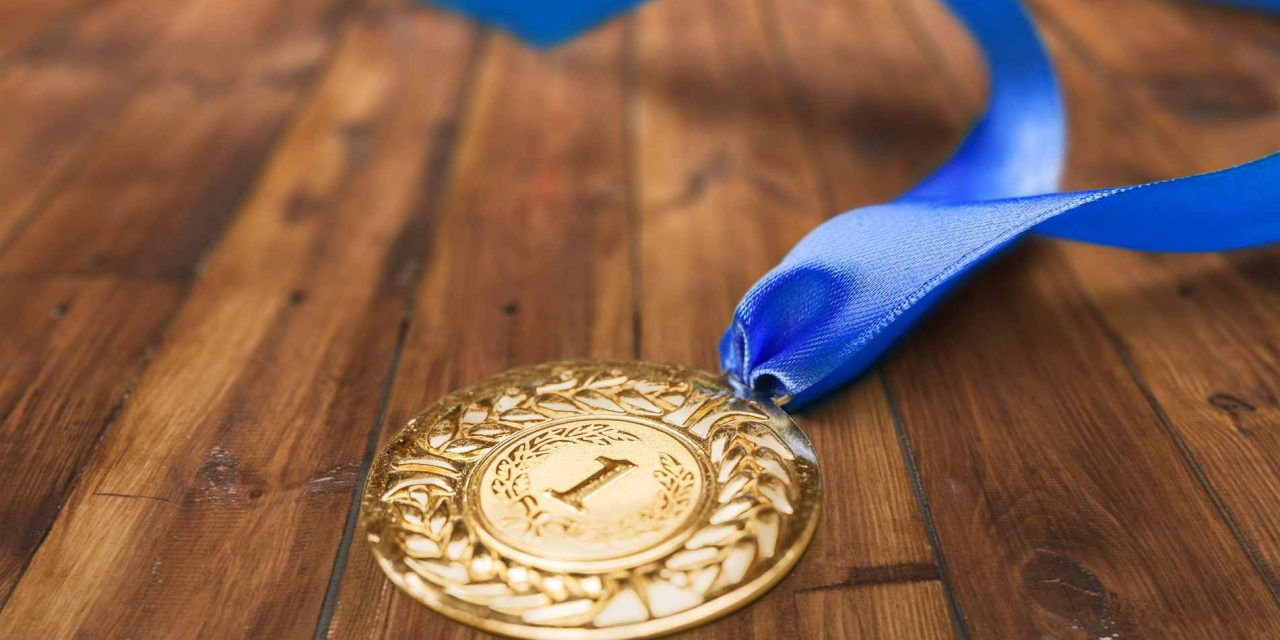 https://media.twistedbulbs.com/assets/sites/2/2018/10/16182716/champions_medal-1280x640.jpg